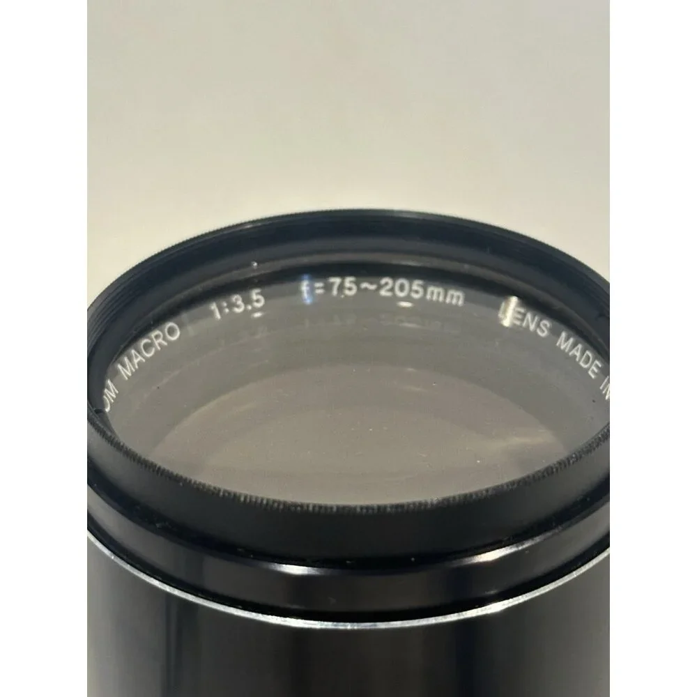 soligor Auto Zoom Macro Camera Lens 1:3.5 With‎ Case